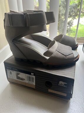 Sorel Joanie Ankle Strap Wedge Sandal in Dove, 8